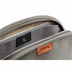 Bellroy Classic Pouch