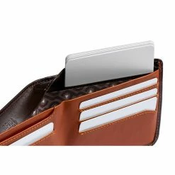 Bellroy Bags & EDC Hide & Seek Wallet - RFID