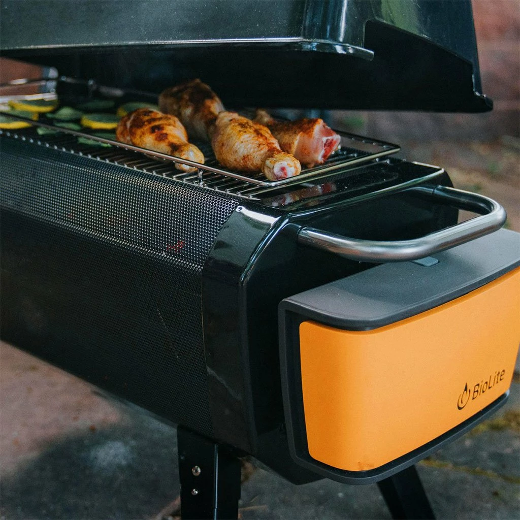BioLite FirePit Grill Lid Camping Kit