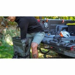 Chrome Industries Bags & EDC Barrage Freight