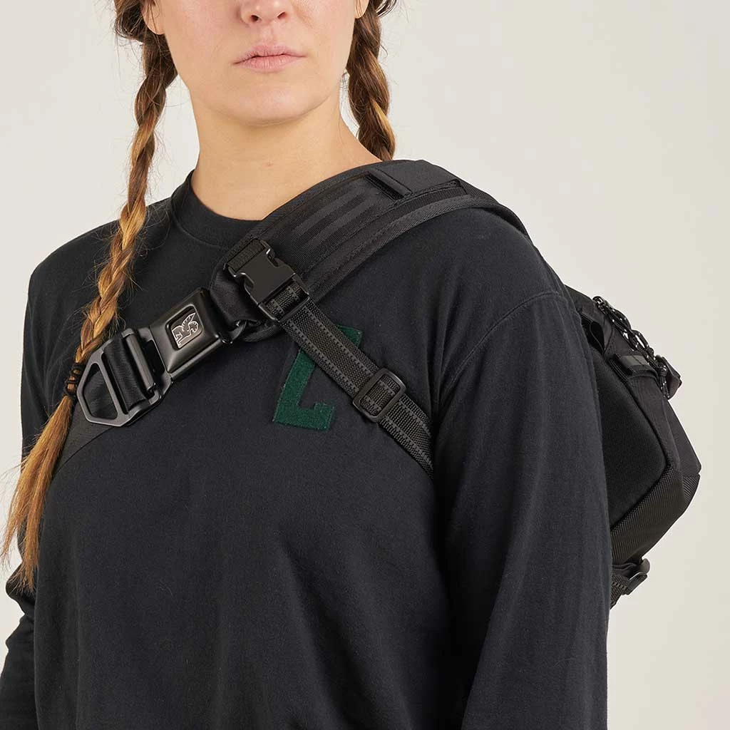 Chrome Industries Bags & EDC Kadet Nylon Sling Bag