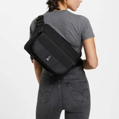 Chrome Industries Niko Camera Sling 3.0 Bags & EDC