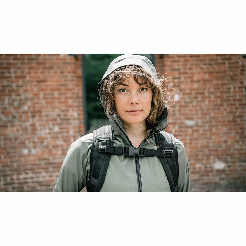 Chrome Industries Bags & EDC Urban Ex 2.0 Rolltop 20L