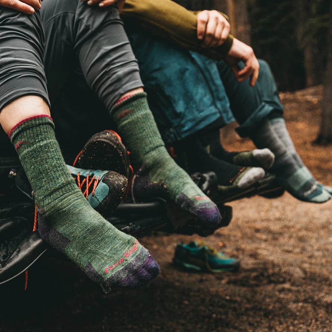 Darn Tough Clothing Hiker Boot Midweight | Full Cushion | Women's