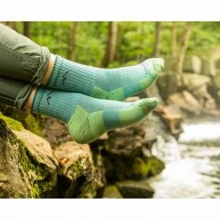 Darn Tough Hiker Micro Crew Midweight | Cushion | Women's