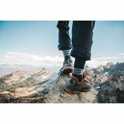 Darn Tough Clothing Spur Boot Lightweight W/ Cushion | Men's