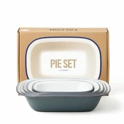Falcon Enamelware Pie Set