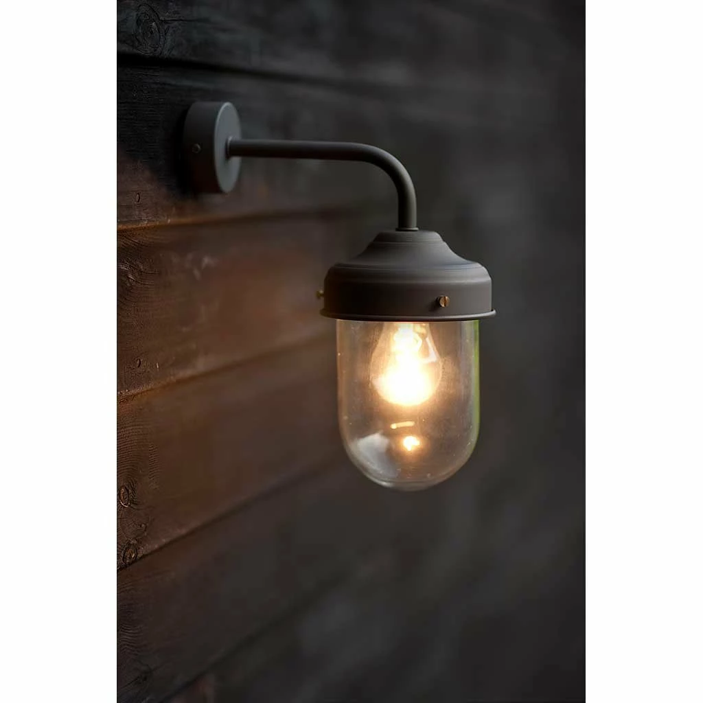 Garden Trading Barn Light