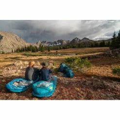 Kelty Cosmic 0° 550F Down Sleeping Bag Camping Kit