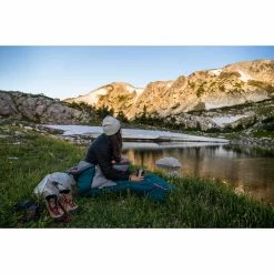 Kelty Cosmic Synthetic 20°F Sleeping Bag | Womens