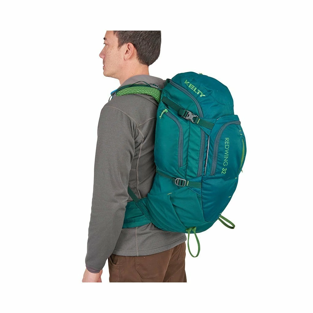 Kelty Redwing 32 Backpack Camping Kit