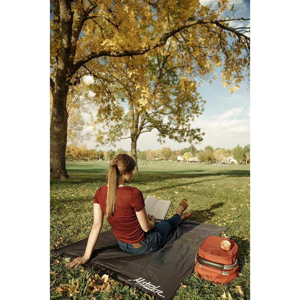 Matador Pocket Blanket