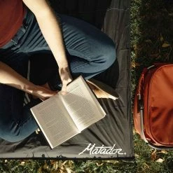 Matador Pocket Blanket