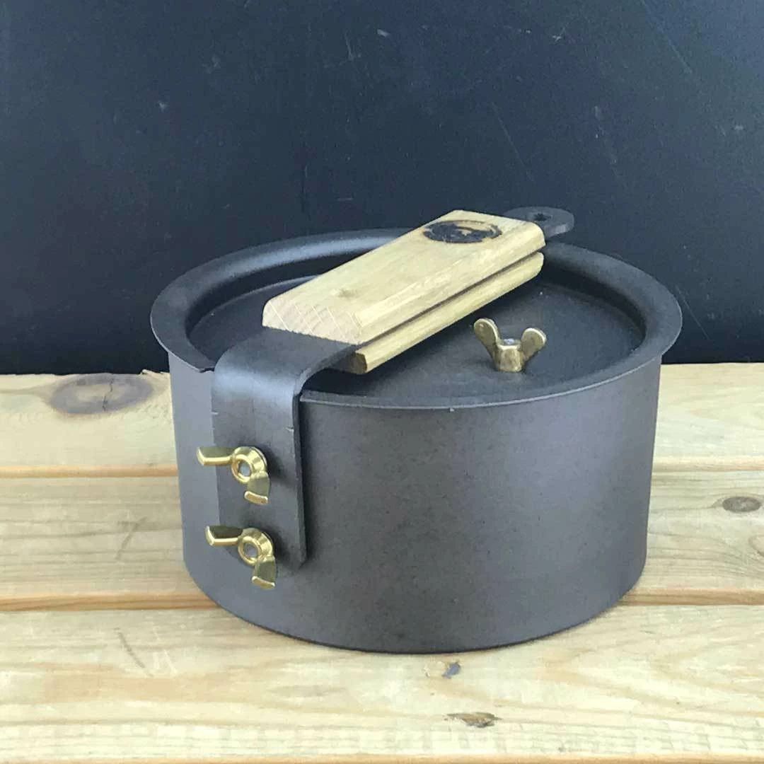 Netherton Foundry 6" Spun Iron Glamping Pot With Lid