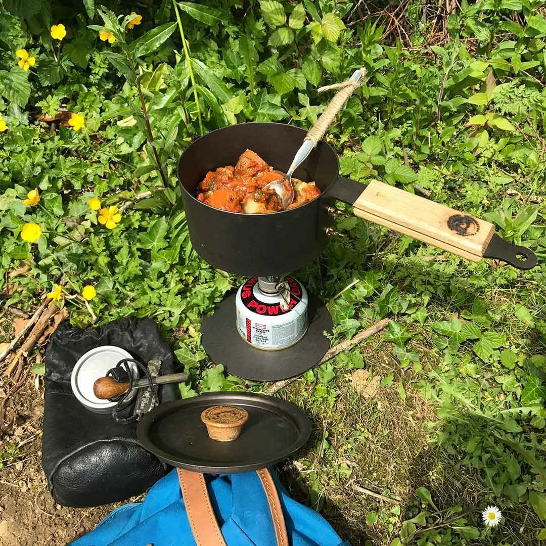 Netherton Foundry 6" Spun Iron Glamping Pot With Lid