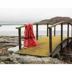 Öjbro Vantfabrik Ekshärad Röd Wool Blanket