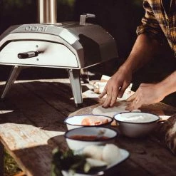 Ooni Karu Outdoor Pizza Oven