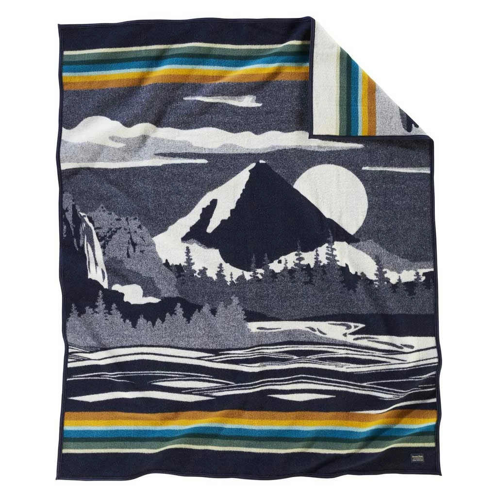 Pendleton Home, Garden & Cooking Pacific Wonderland Blanket