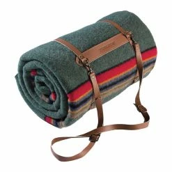 Pendleton Yakima Camp Blanket W/ Carrier Home, Garden & Cooking