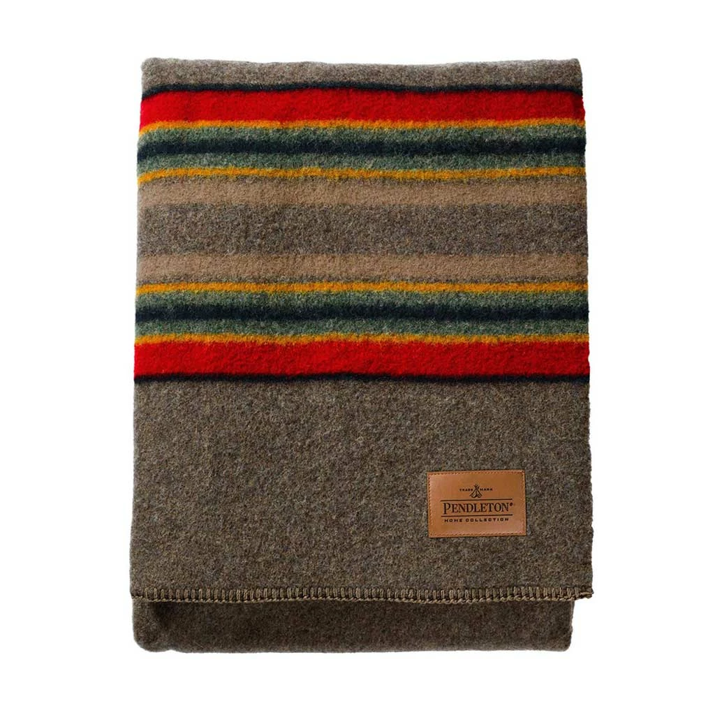 Pendleton Yakima Camp Blanket W/ Carrier Home, Garden & Cooking