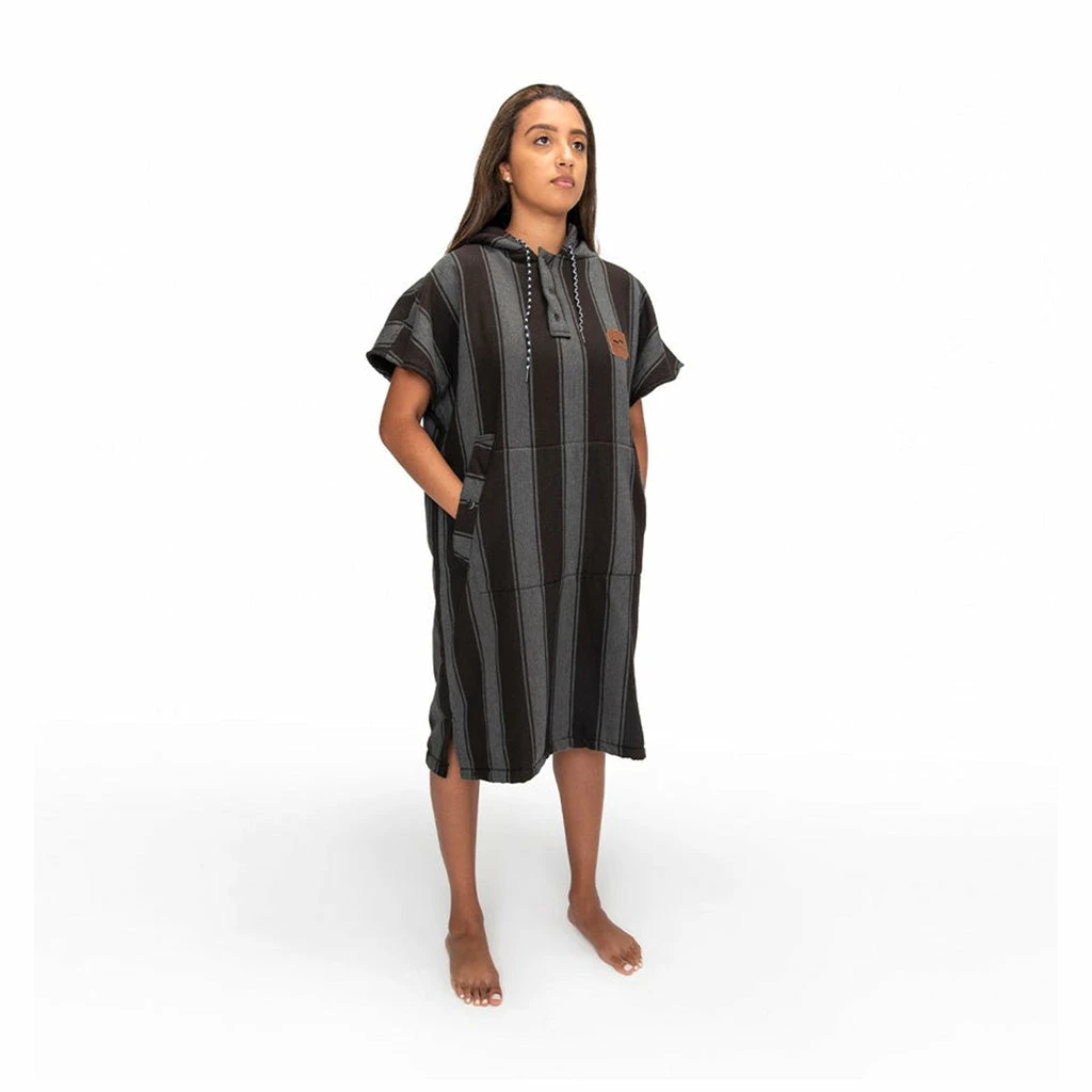 Slowtide New Mcqueen Changing Poncho | S/M