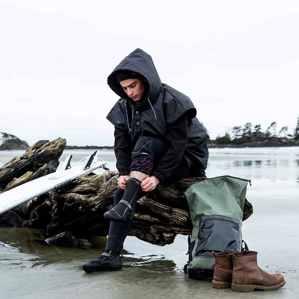 Slowtide Waterproof Changing Poncho L/XL