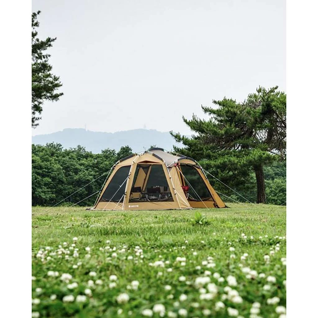 Snow Peak Mesh Shelter