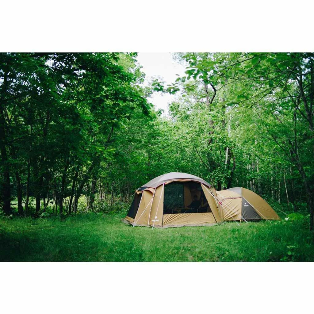 Snow Peak Mesh Shelter