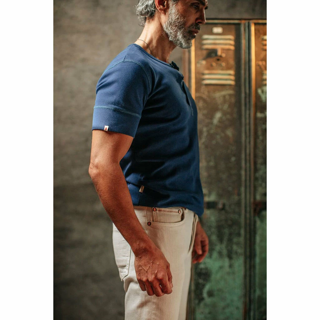 &SONS New Elder Henley Short Sleeve Shirt