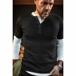 &SONS New Elder Henley Short Sleeve Shirt