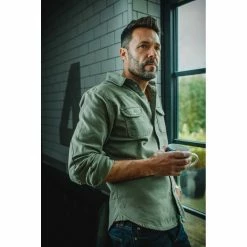 &SONS Sunday Shirt Clothing