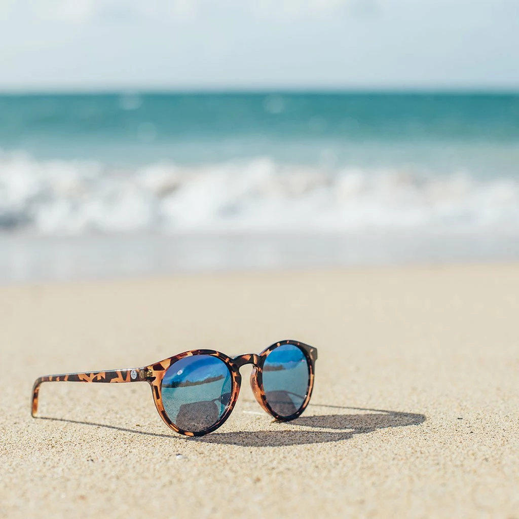 Sunski Dipsea Bags & EDC