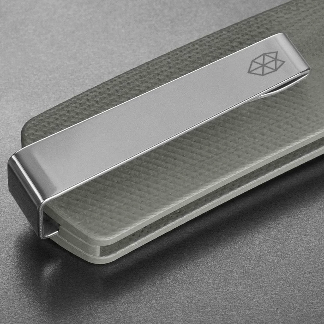 The James Brand The Carter