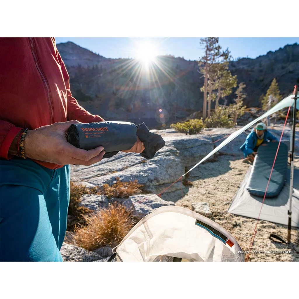 Therm-a-Rest Camping Kit NeoAir Uberlite