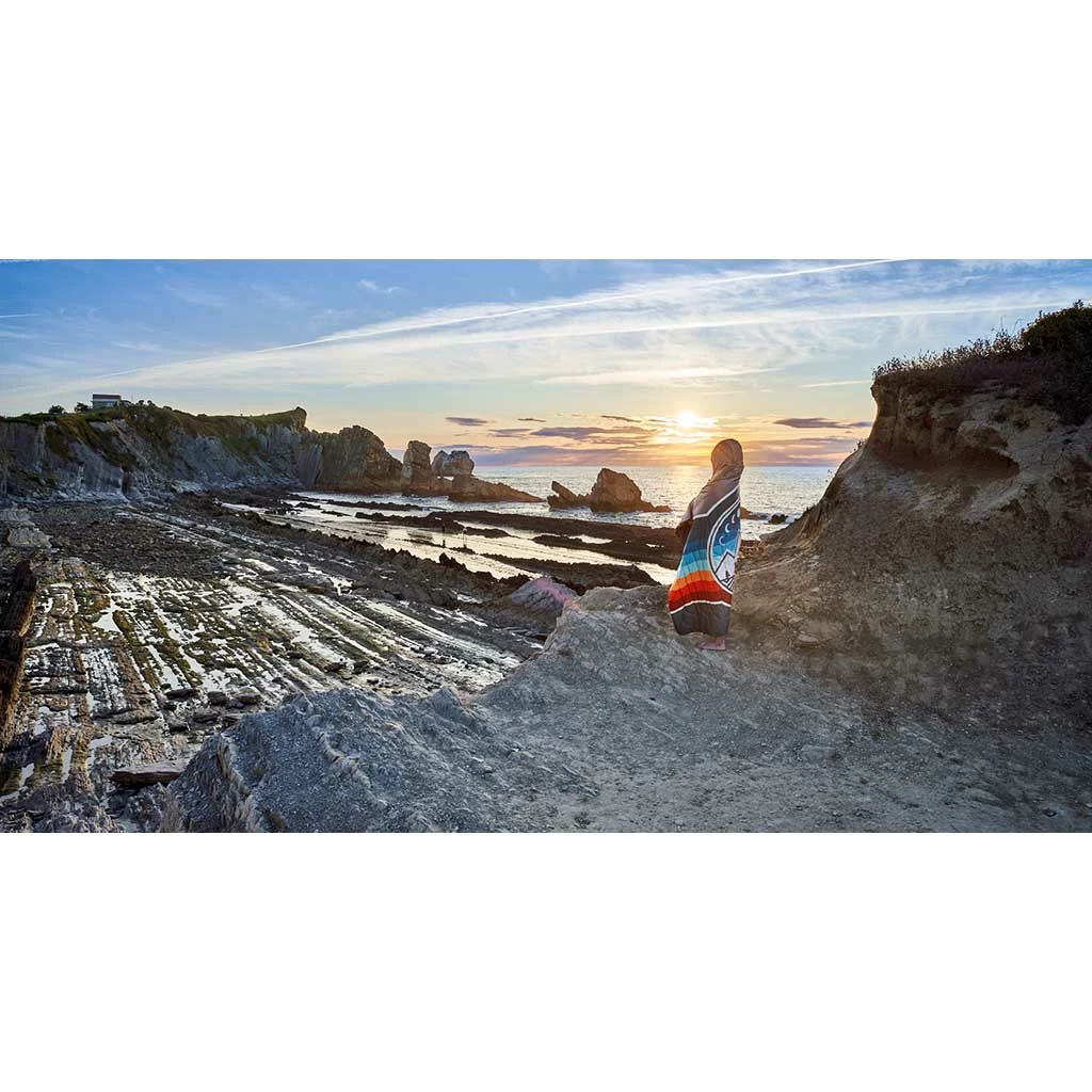 Voited Camping Kit Travel Pillow Blanket