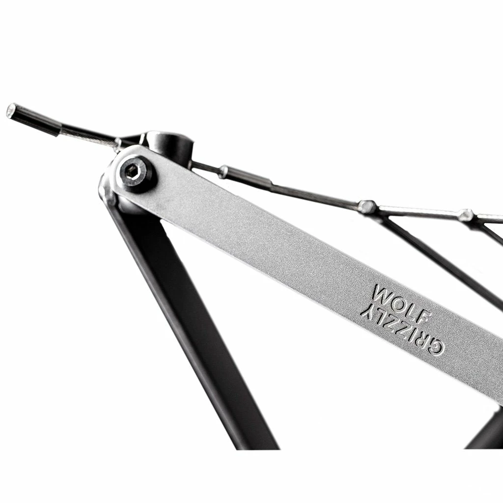 Wolf And Grizzly Camping Kit Grill With Fire Set