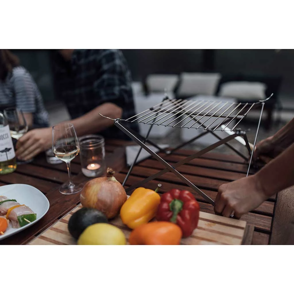 Wolf And Grizzly Camping Kit Grill With Fire Set